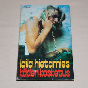 Laila Hietamies Käden kosketus